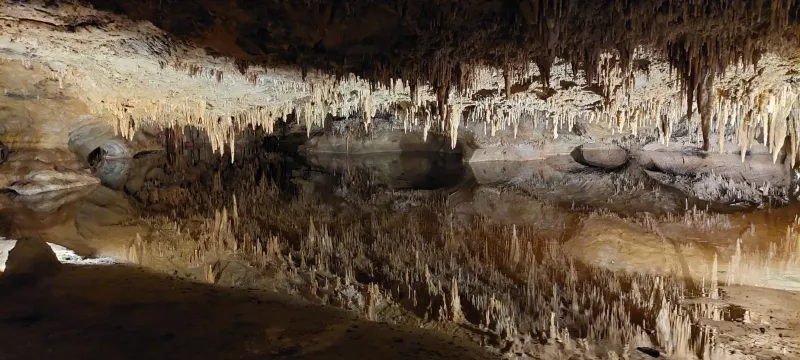 Dream lake at Luray Caverns